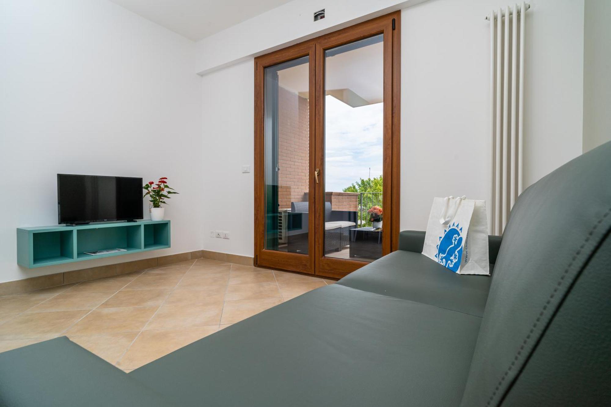 Club Del Sole Stork Family Collection Hotel Джулианова Екстериор снимка