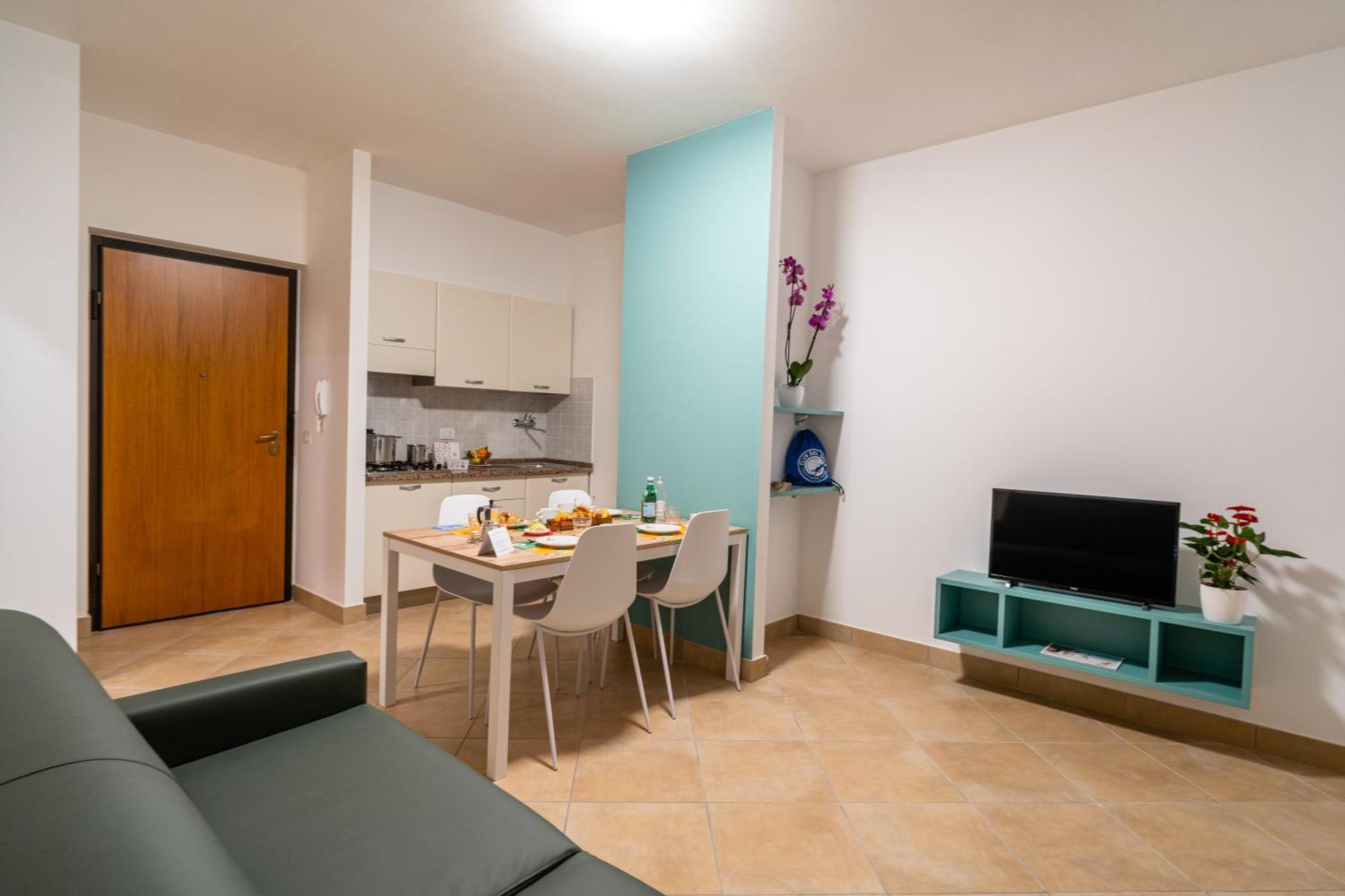 Club Del Sole Stork Family Collection Hotel Джулианова Екстериор снимка