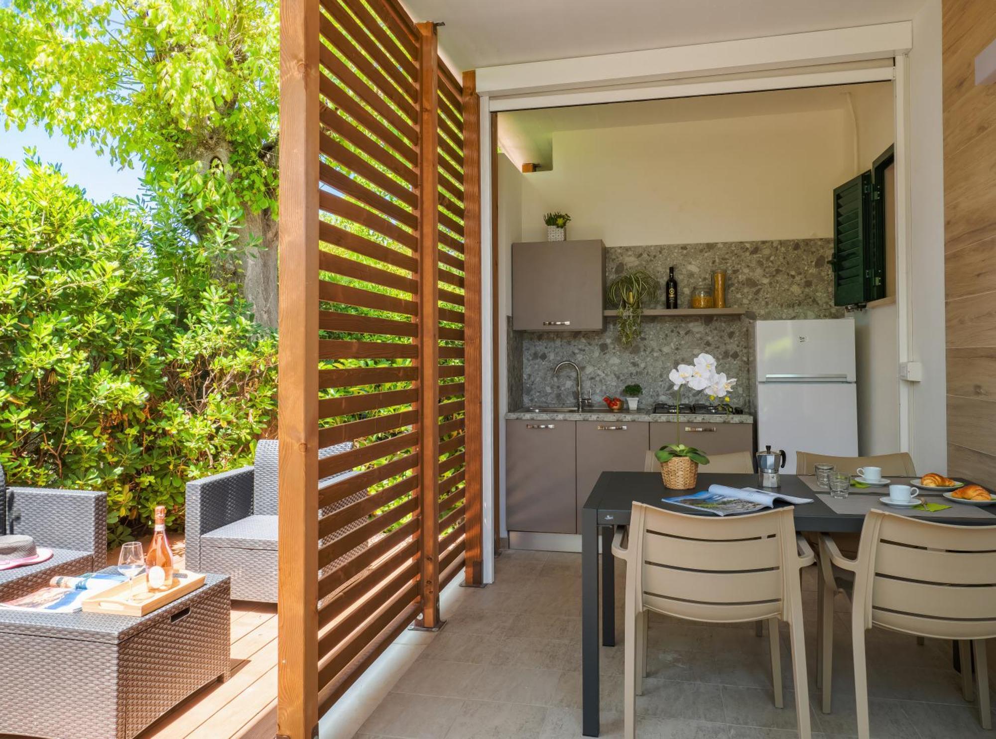 Club Del Sole Stork Family Collection Hotel Джулианова Екстериор снимка