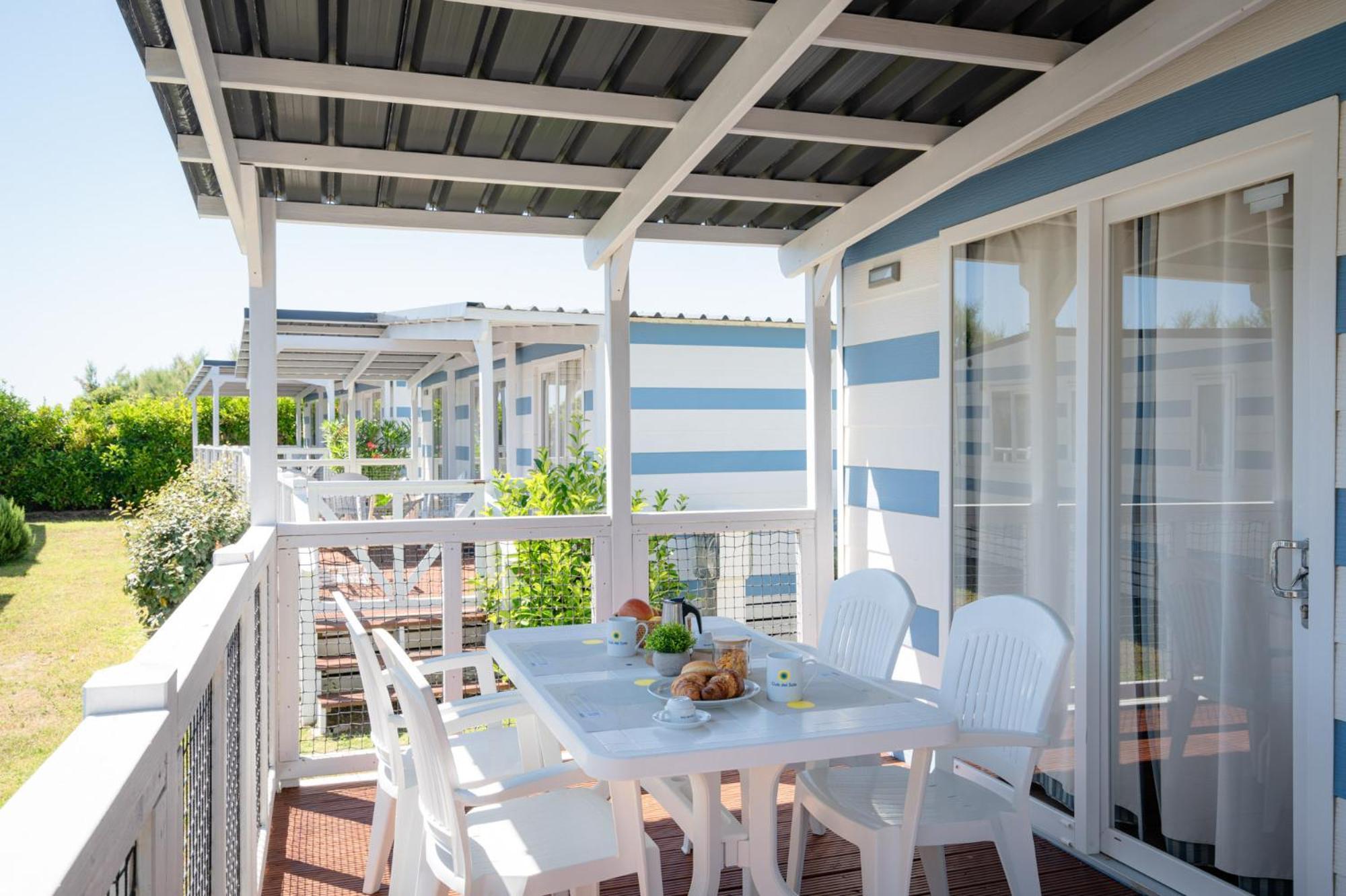 Club Del Sole Stork Family Collection Hotel Джулианова Екстериор снимка