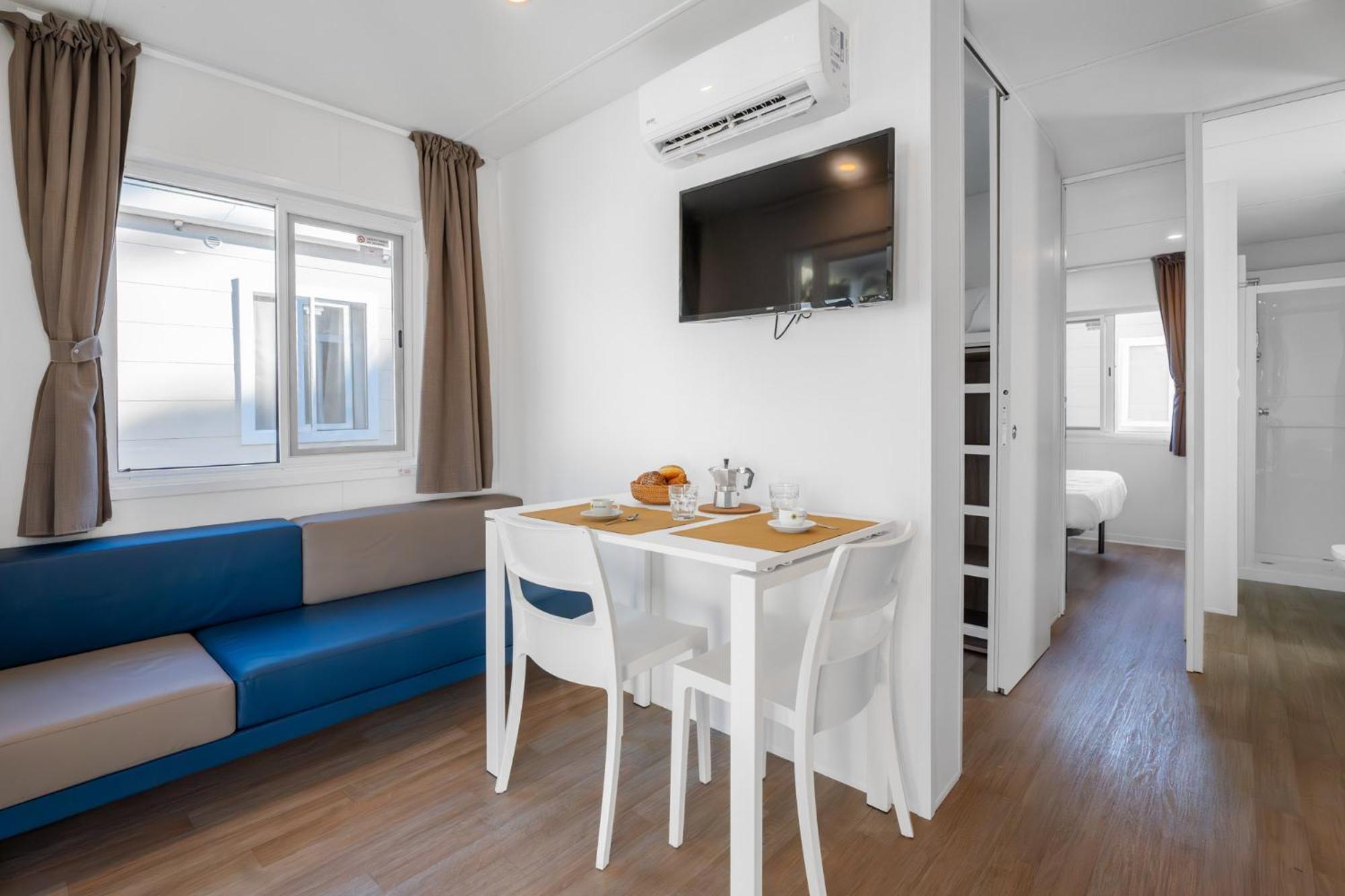 Club Del Sole Stork Family Collection Hotel Джулианова Екстериор снимка